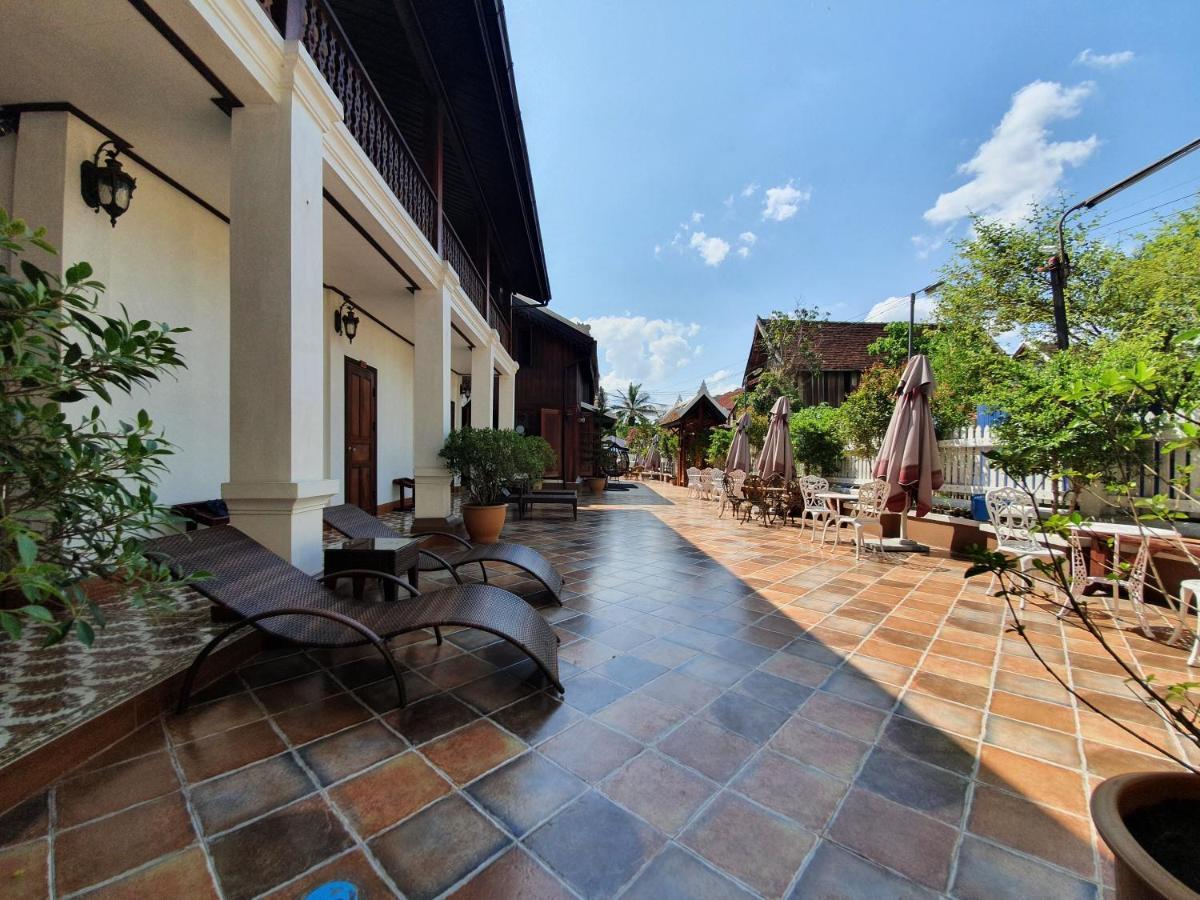 Ananta Villa Luang Prabang Exterior foto